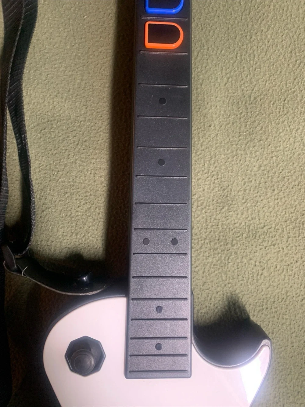 Les Paul controller for Nintendo Wii. Model: 95125.805. Fair condition.